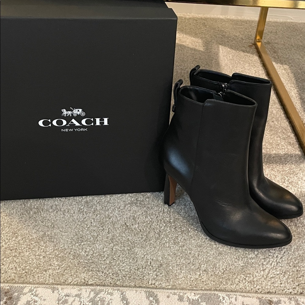 Coach Elegant Black soft leather Ankle Booties